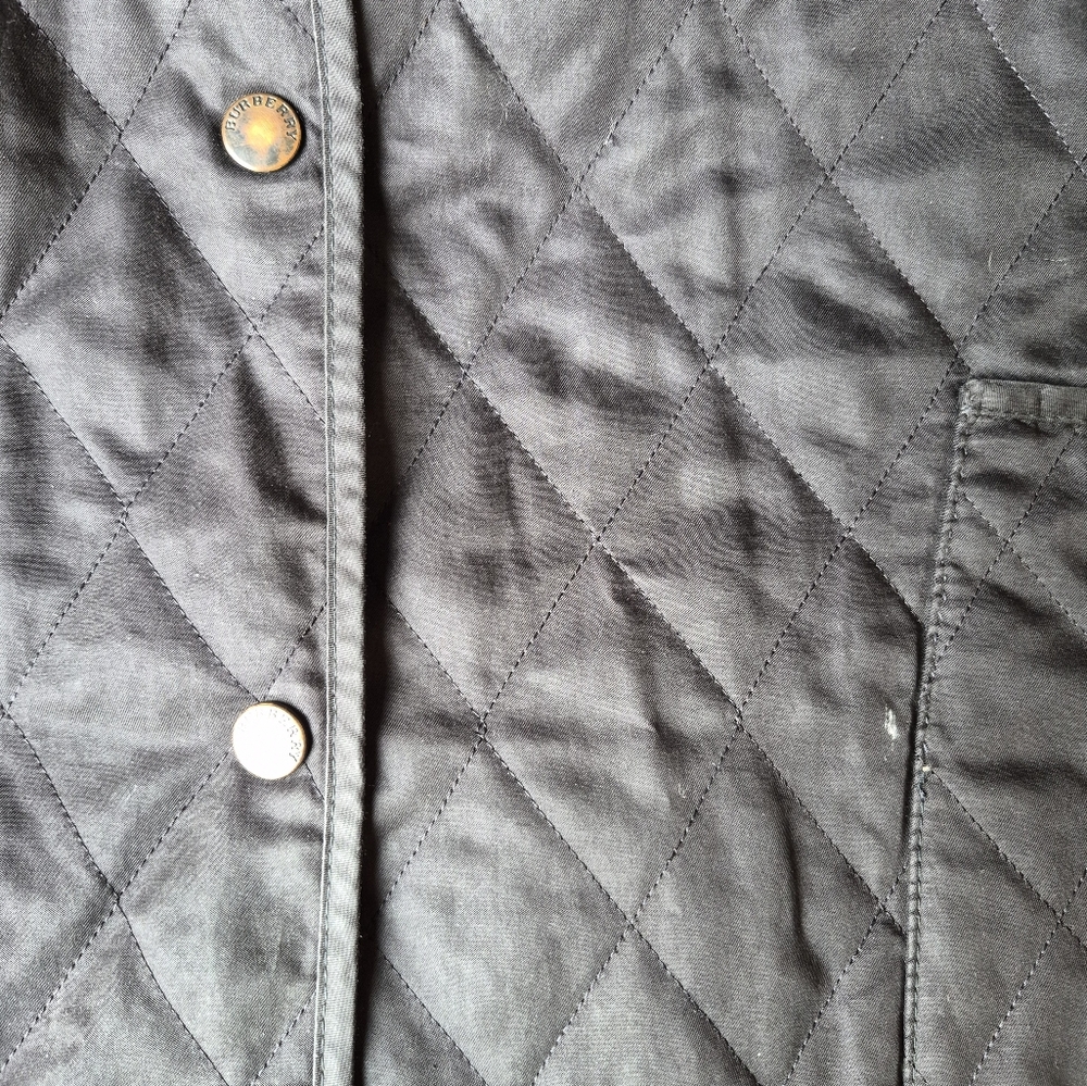Burberry London Classic Diamond-Quilted Snap-Front Barn Jacket - Picture 5 of 9